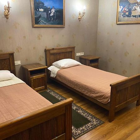 Hotel Fortetsya Hetmana Hatne 外观 照片