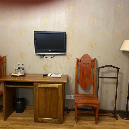 Hotel Fortetsya Hetmana Hatne 外观 照片