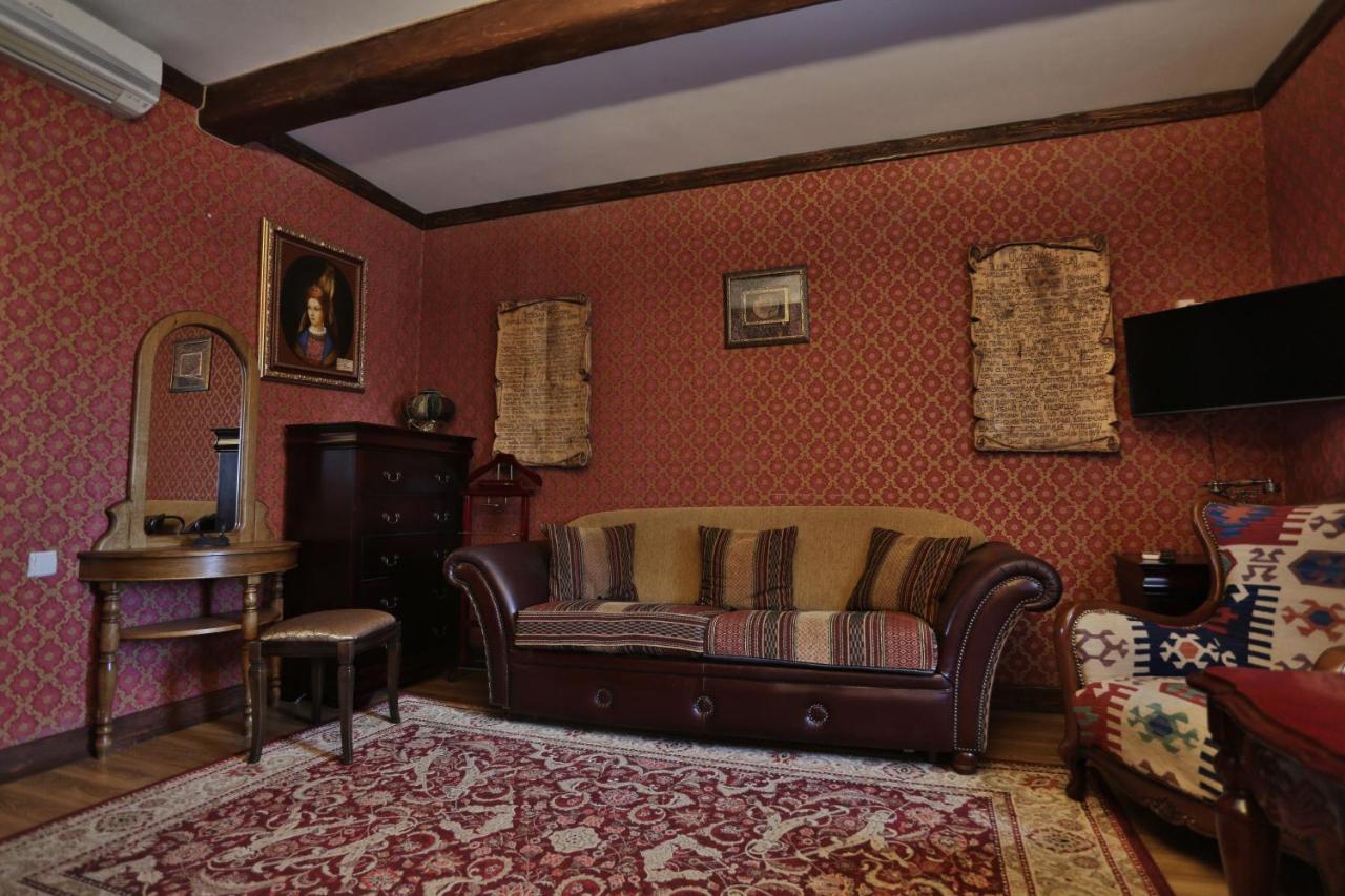 Hotel Fortetsya Hetmana Hatne 外观 照片